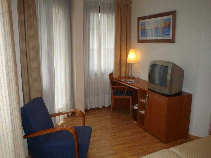 Rh Sorolla Centro Hotel